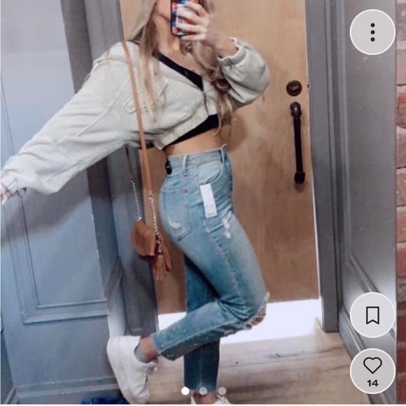 Adorable UO Wide Leg Jeans - Picture 1 of 3
